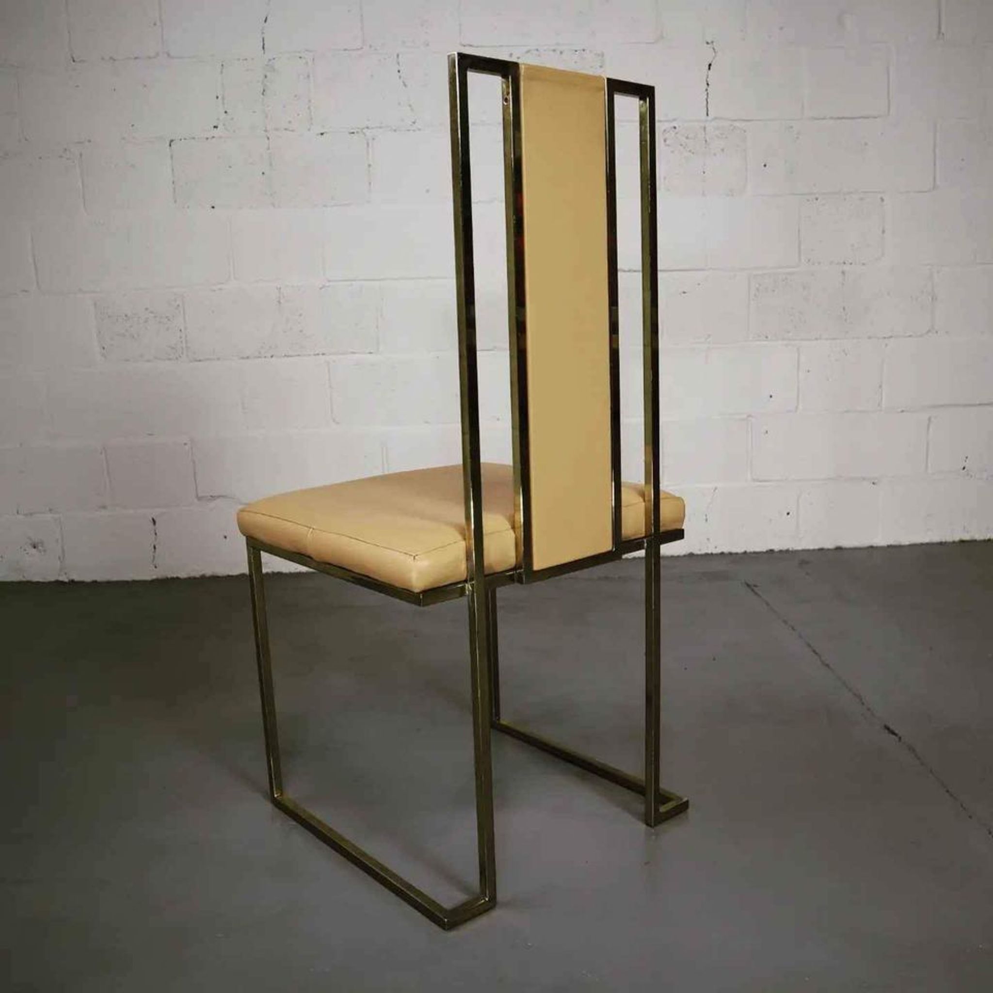 Italian dining room set by Renato Zevi from the 70's