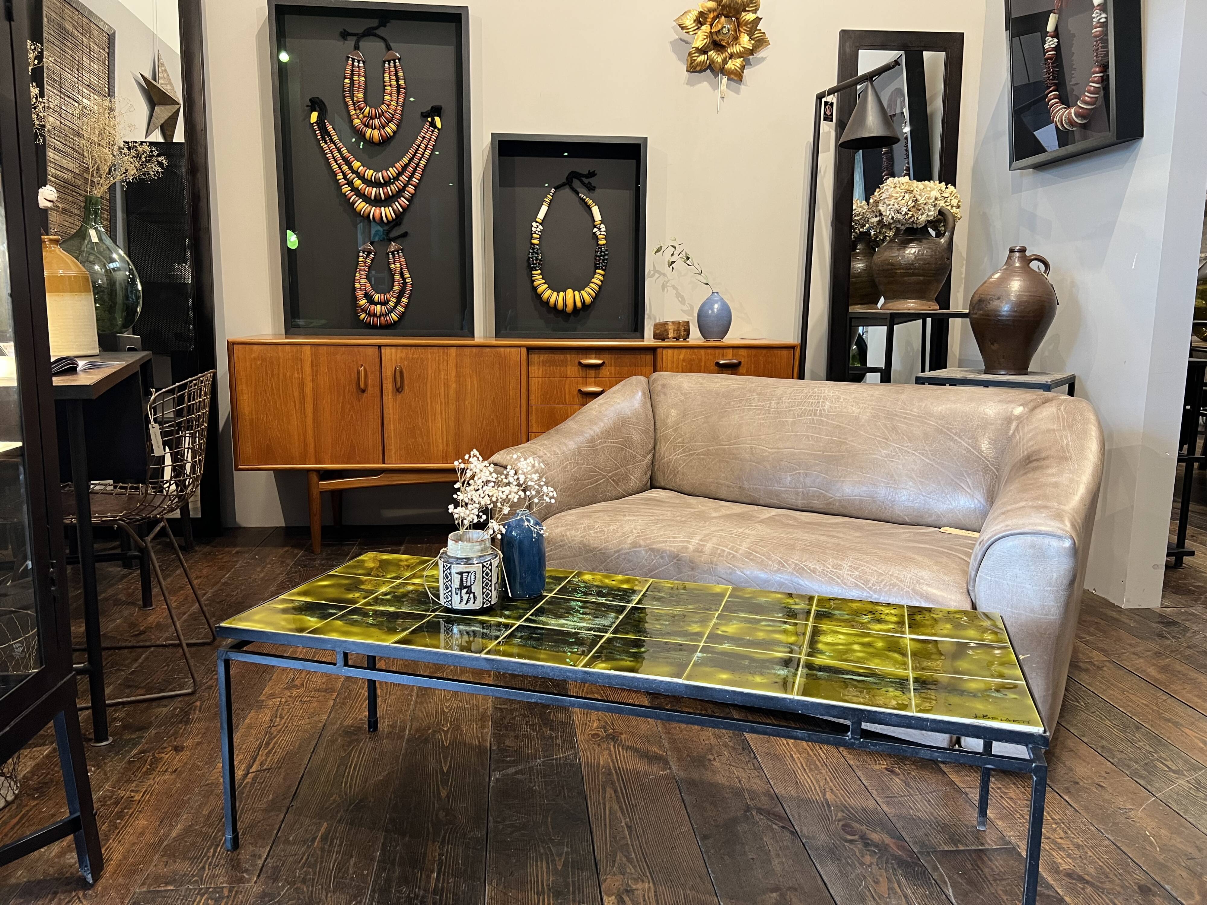 Vintage coffee table j. belarti