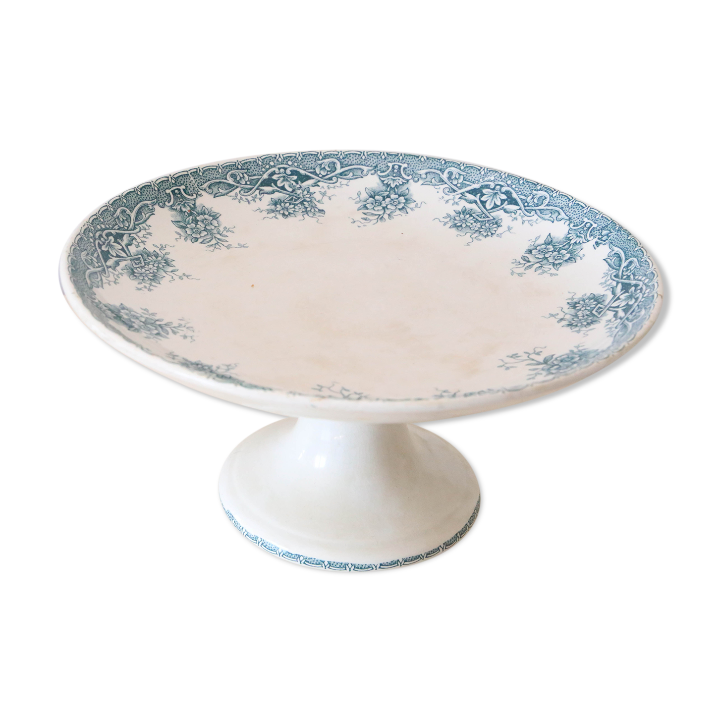 Antique ceramic compotier, Prima model of Saint Amand, French manufacture, late nineteenth