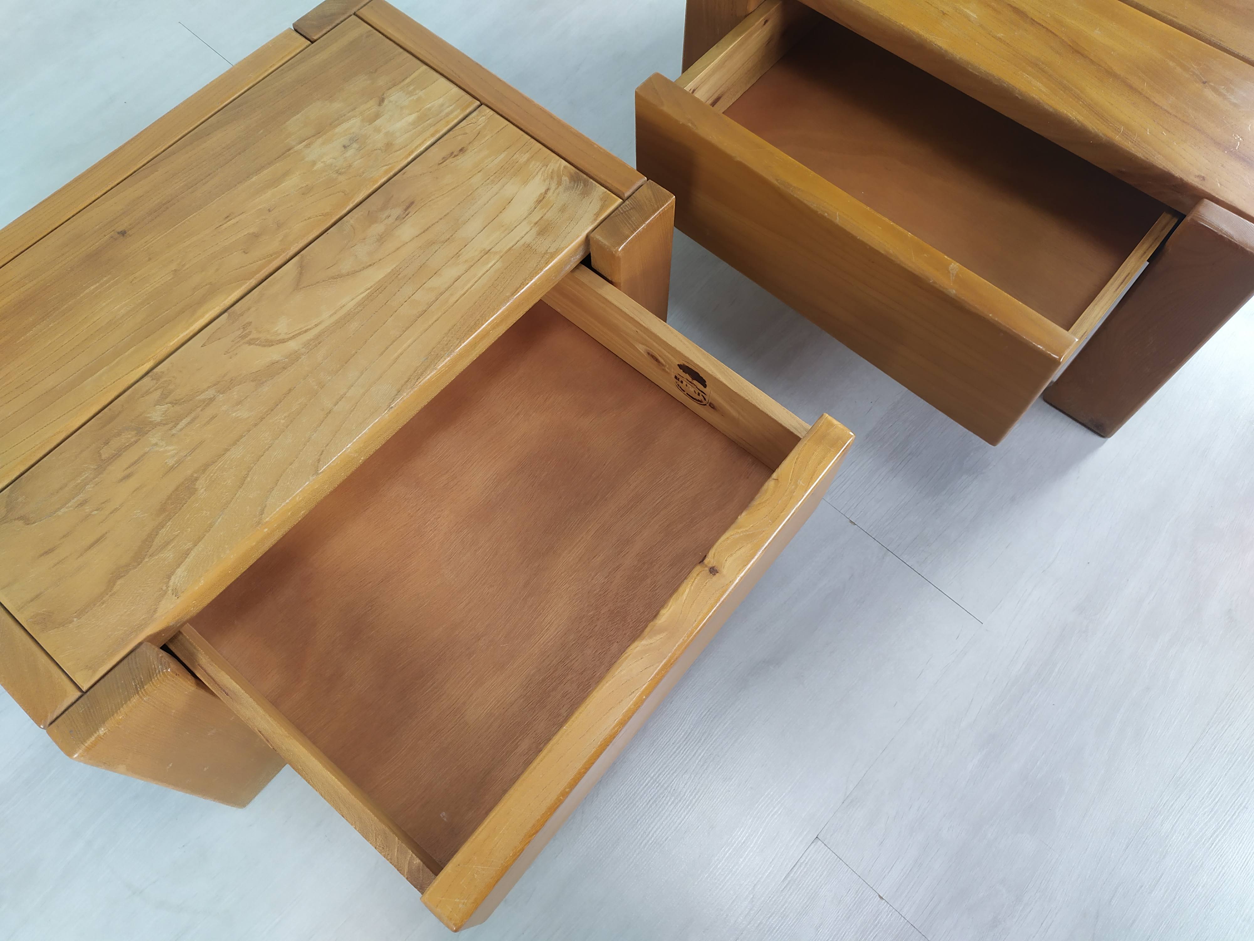 Regain home bedside table