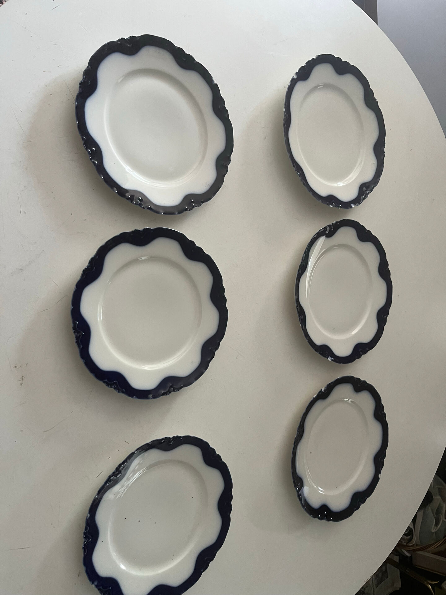 Set of 6 antique Haviland Paris porcelain plates.