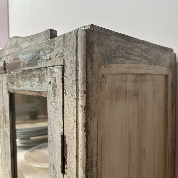 Armoire vitrée ancienne
