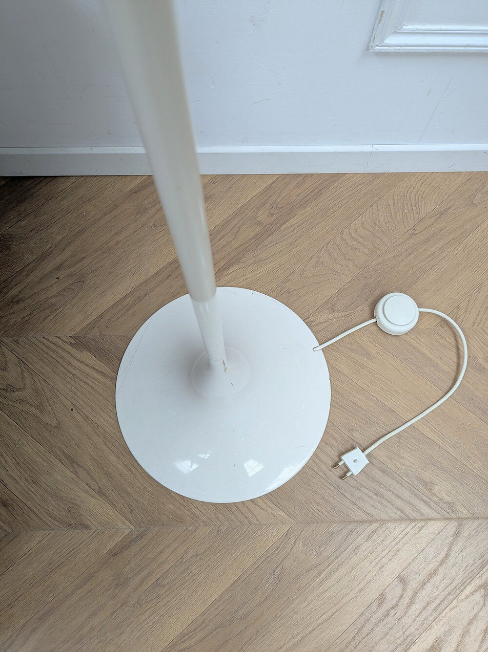 White Panthella lamp