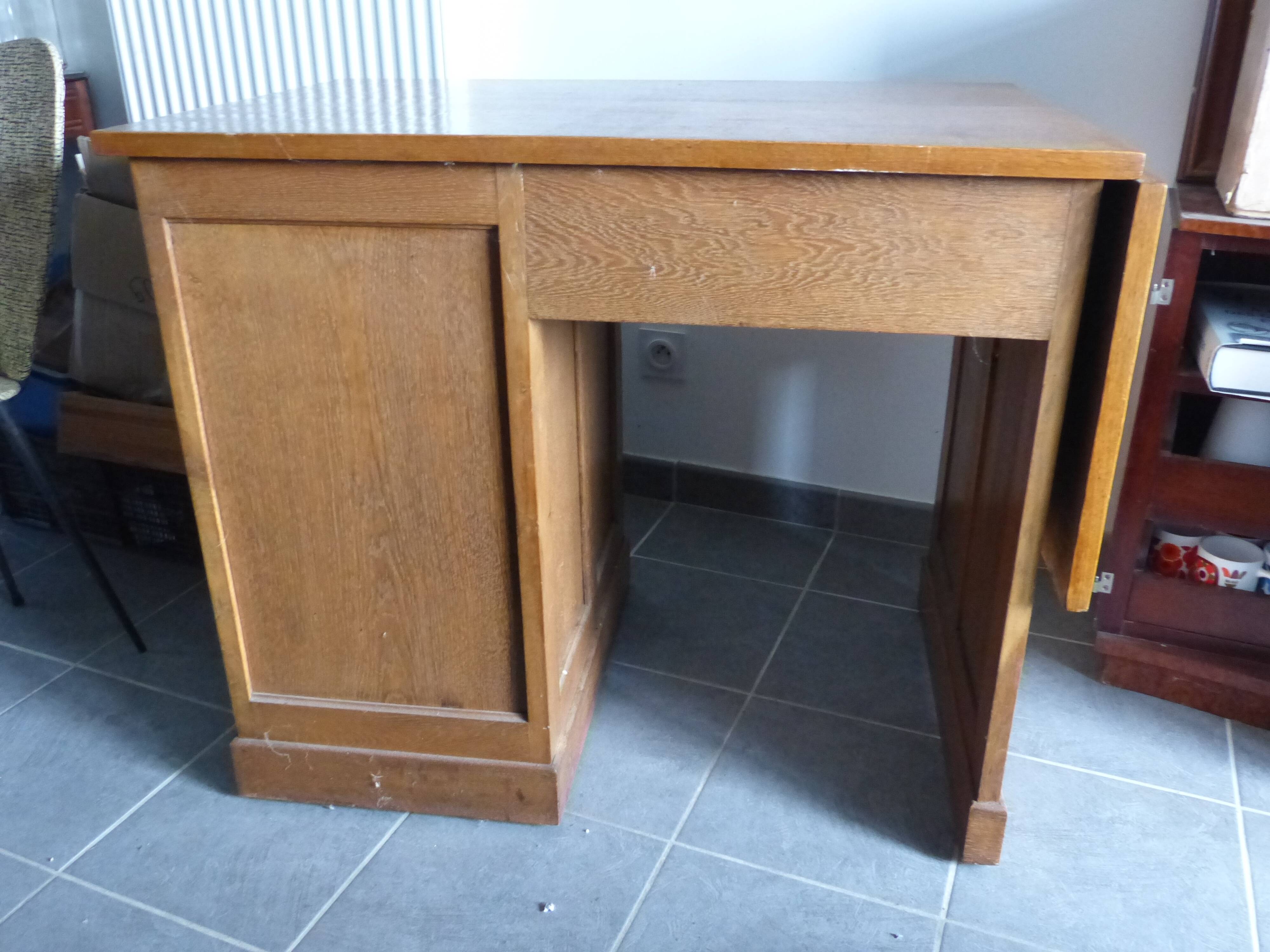 Oak desk
