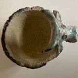 Empty cubist zoomorphic pocket in glazed clay