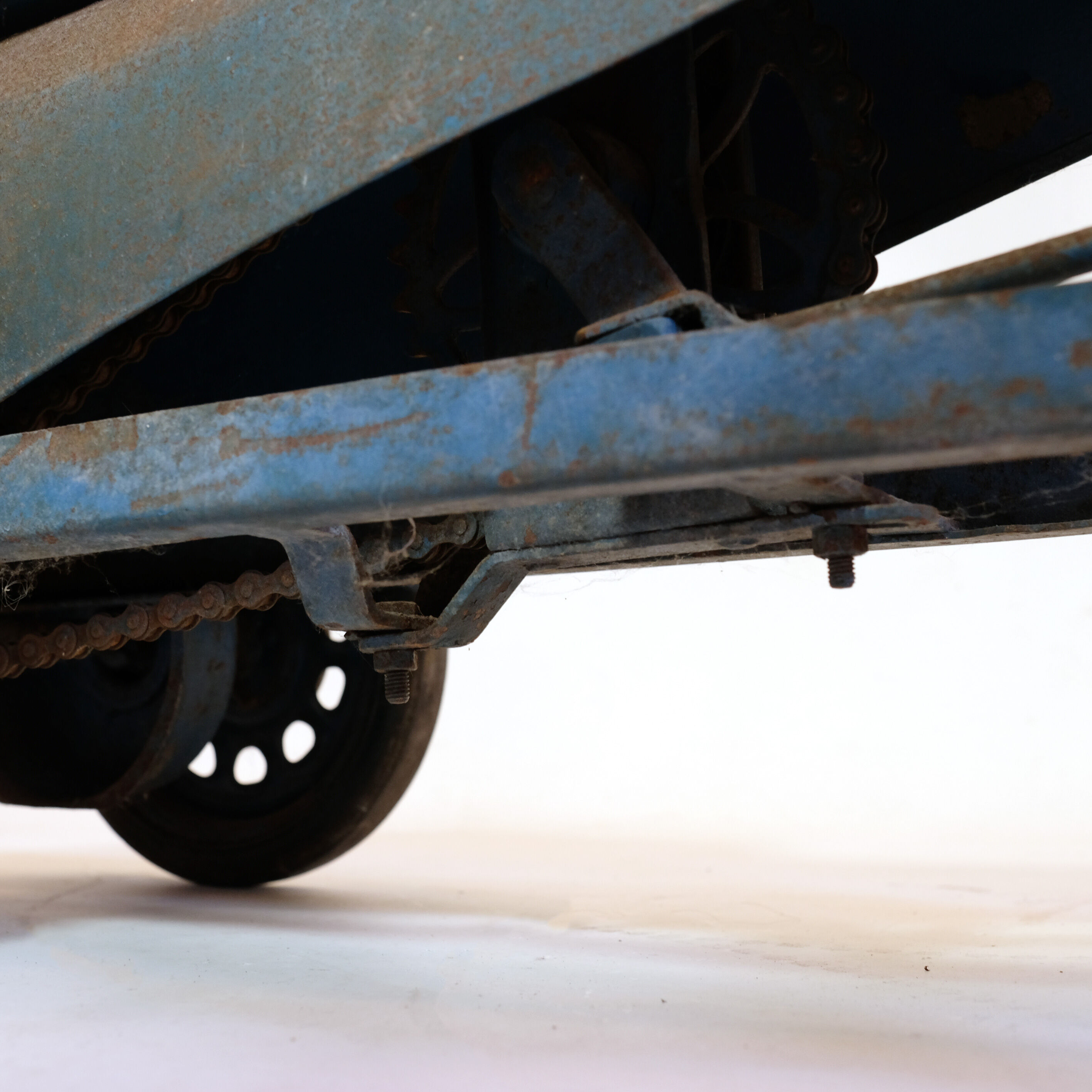 Amazing cyclo rower from the 40s-50s.