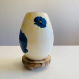 Egg-shaped vase in Lunéville earthenware from the "Blue Anemone" collection