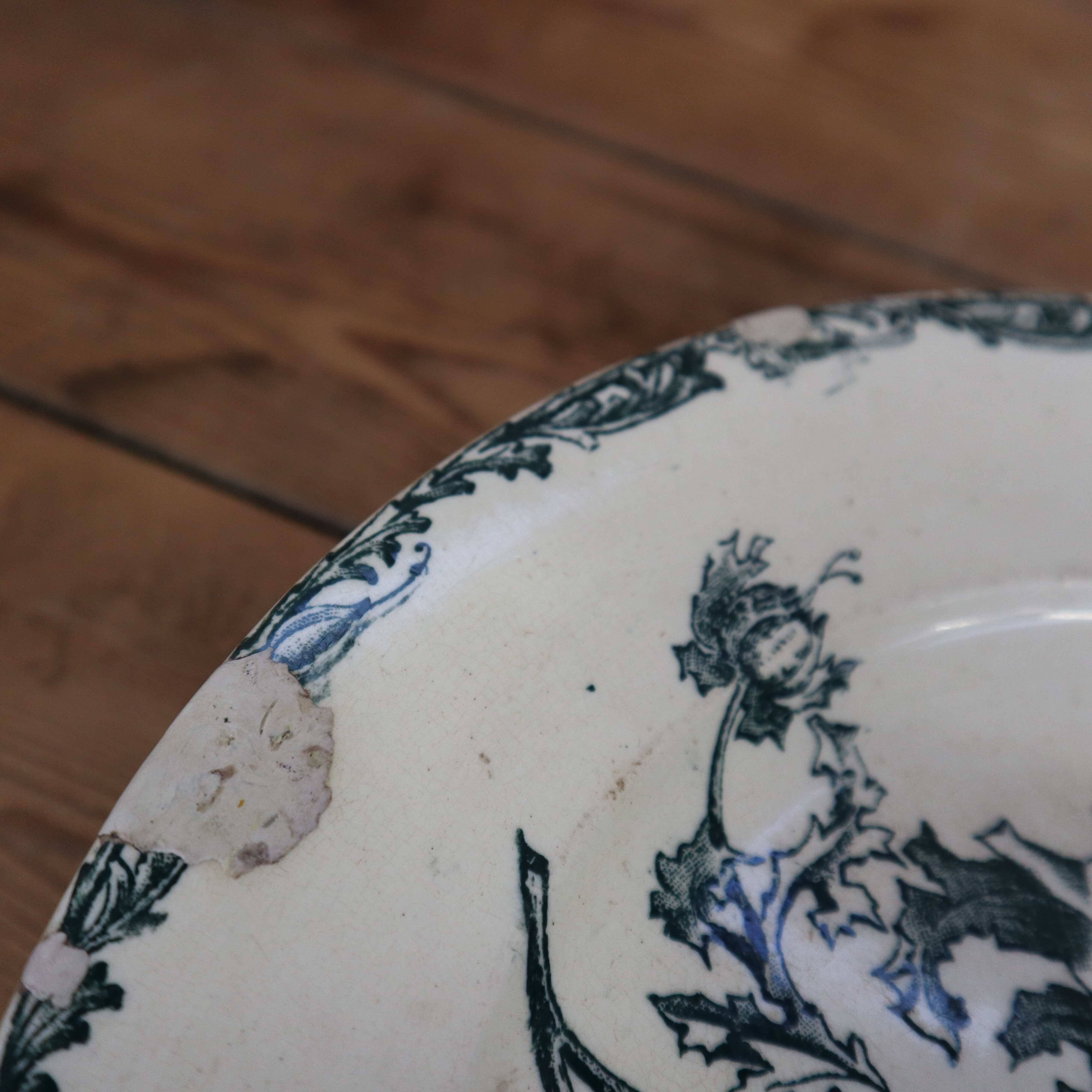 Thistles footed dish/compotier DATURA model (Jules VIEILLARD Bordeaux)