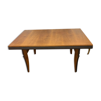 Dining room table