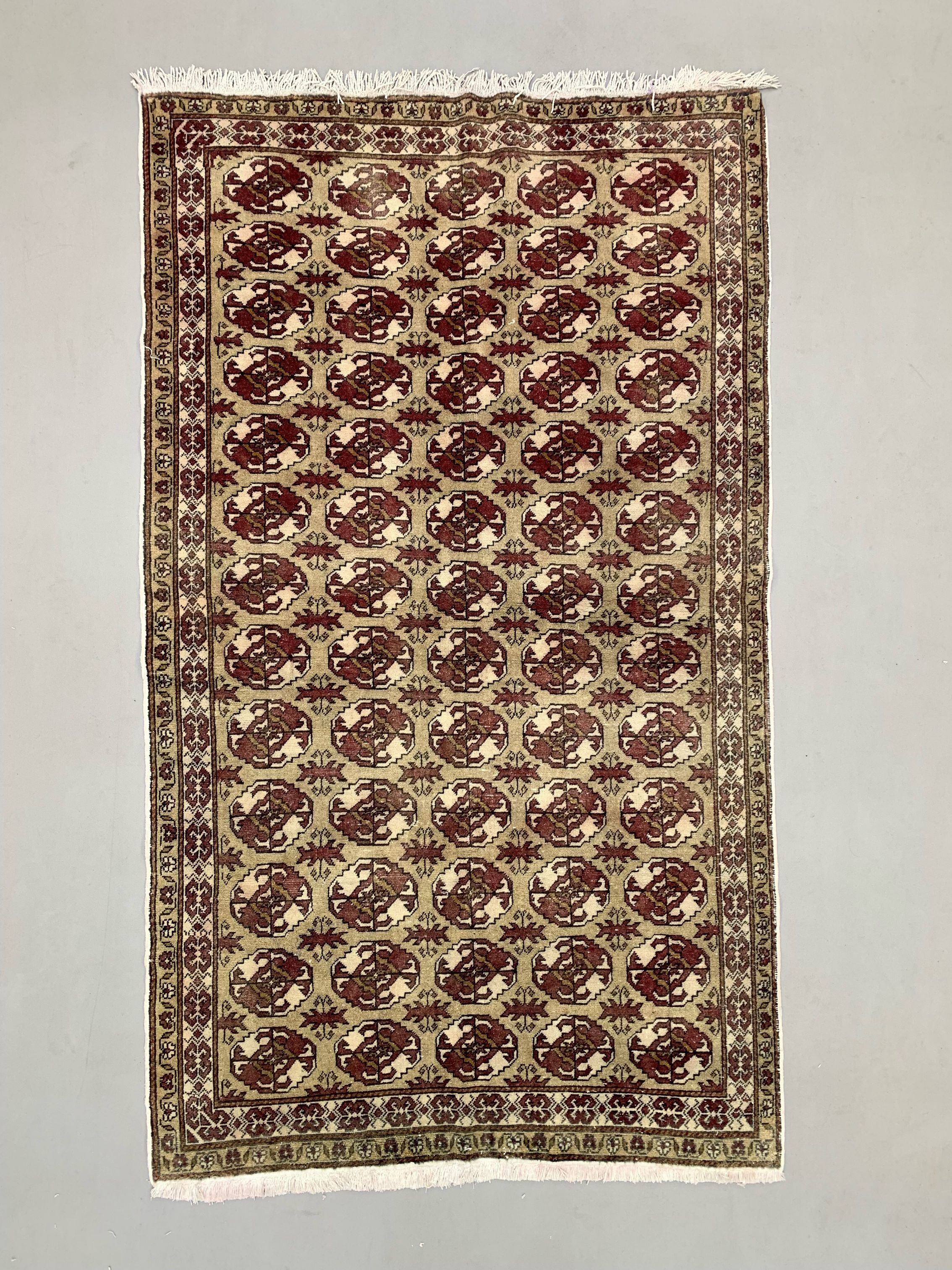 Vintage turkish rug 225x131 cm