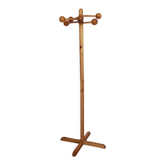Swedish coat rack in solid pine circa 1970