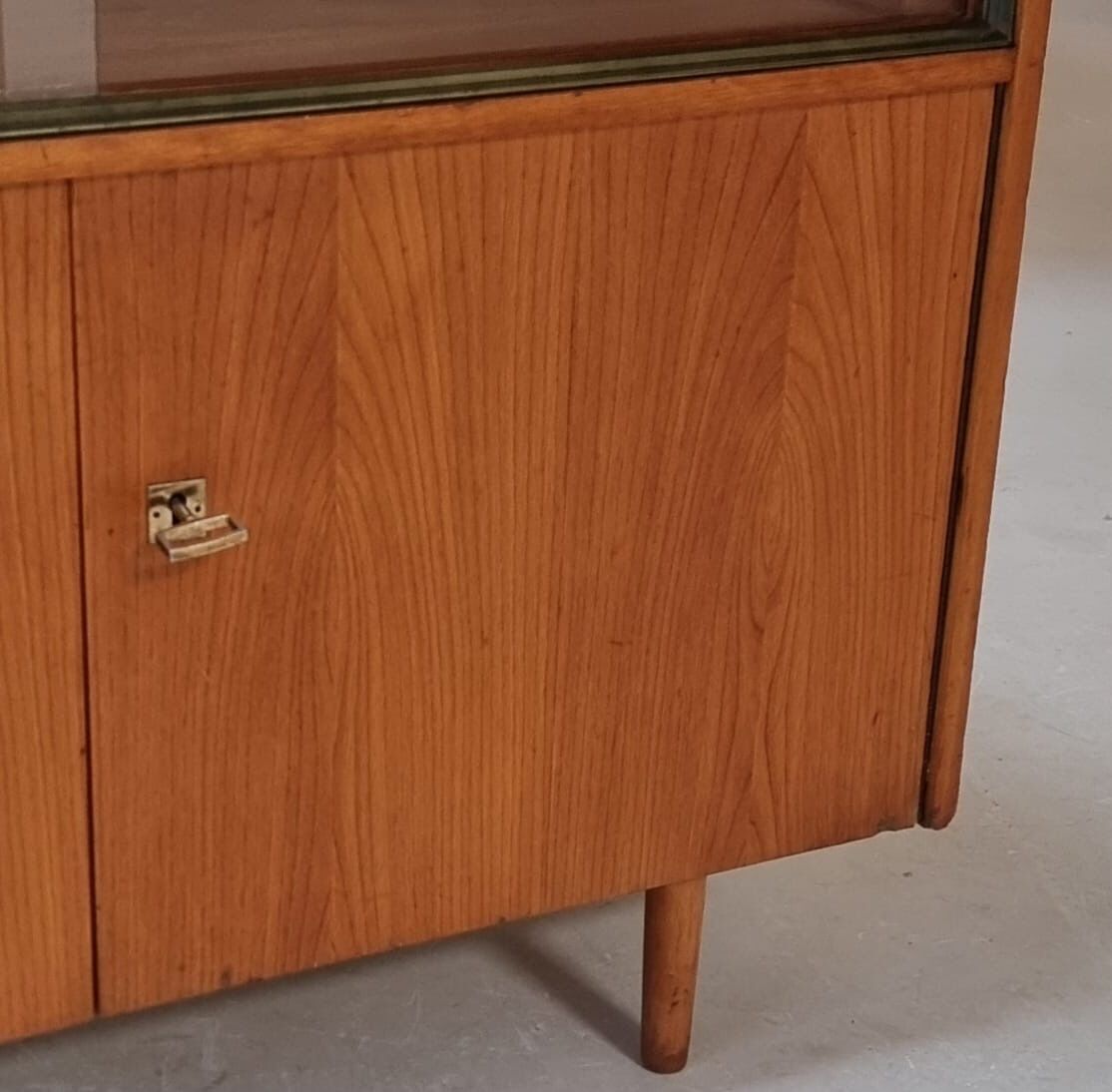 Mid-century display cabinet