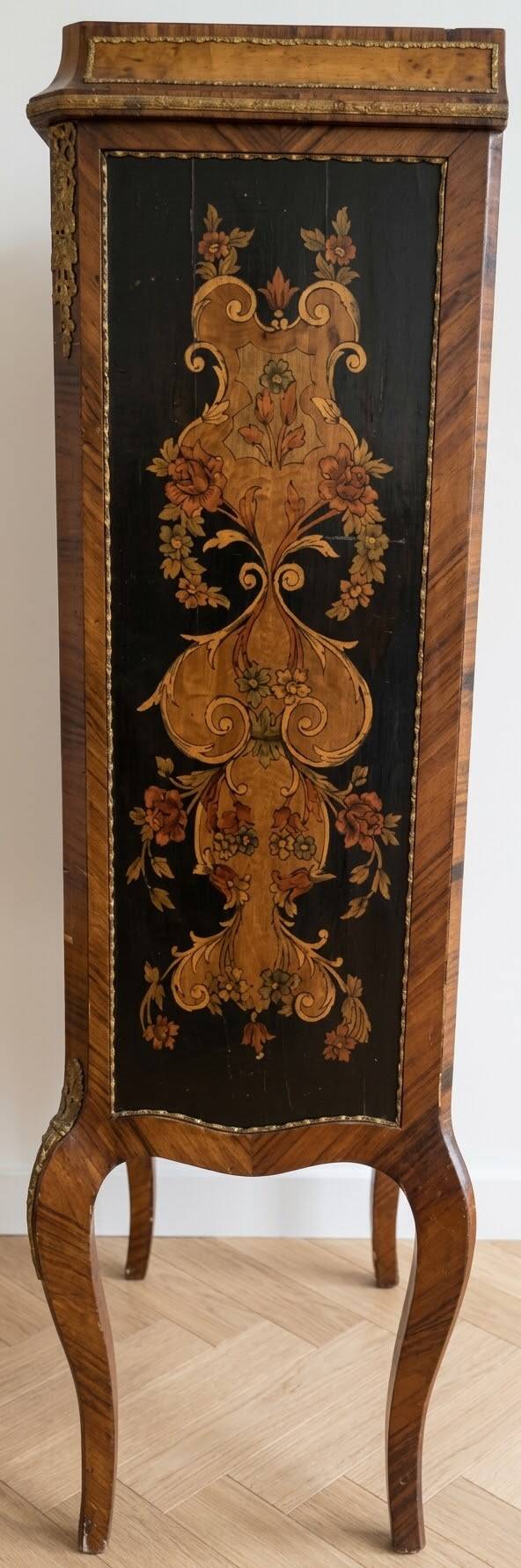 Petit secrétaire à tiroir de style Louis XV