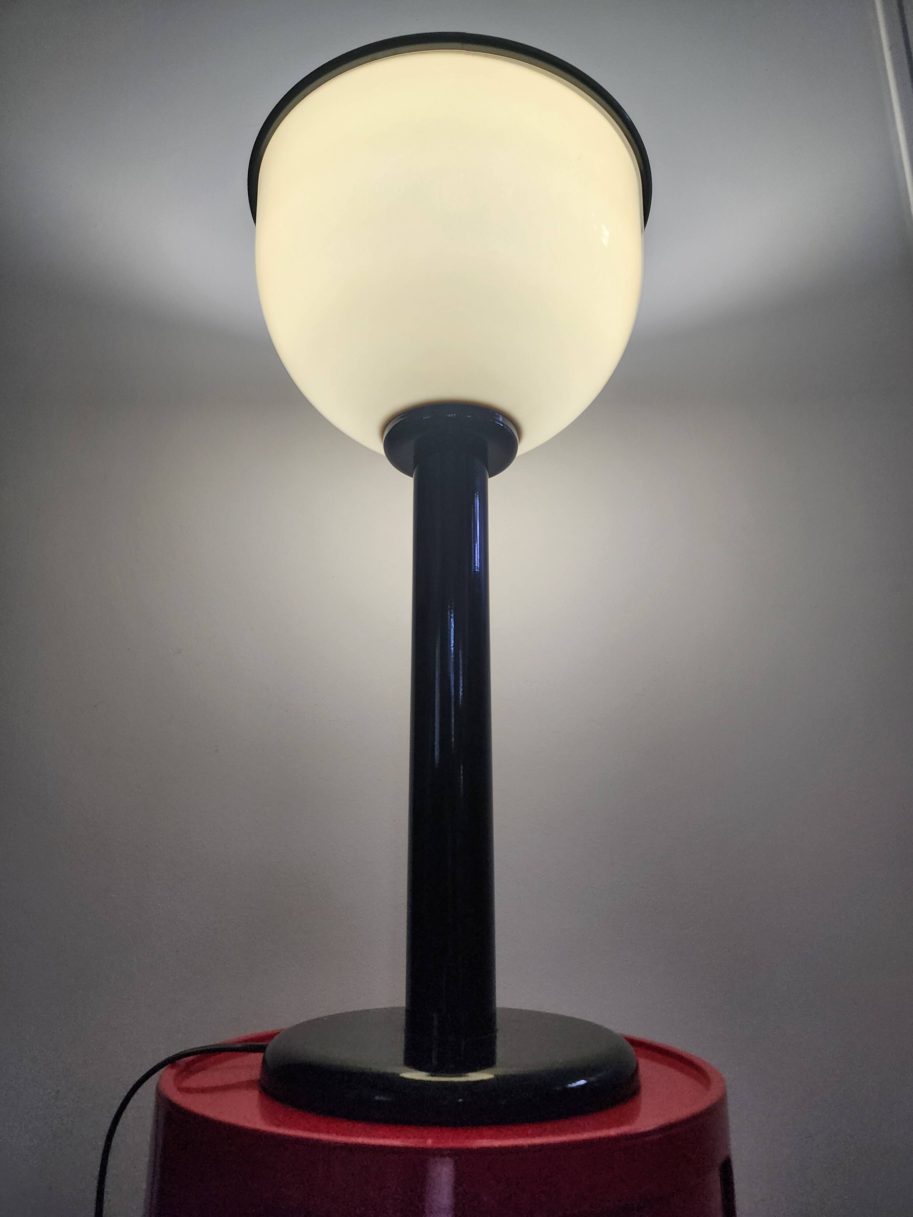 Lita table lamp