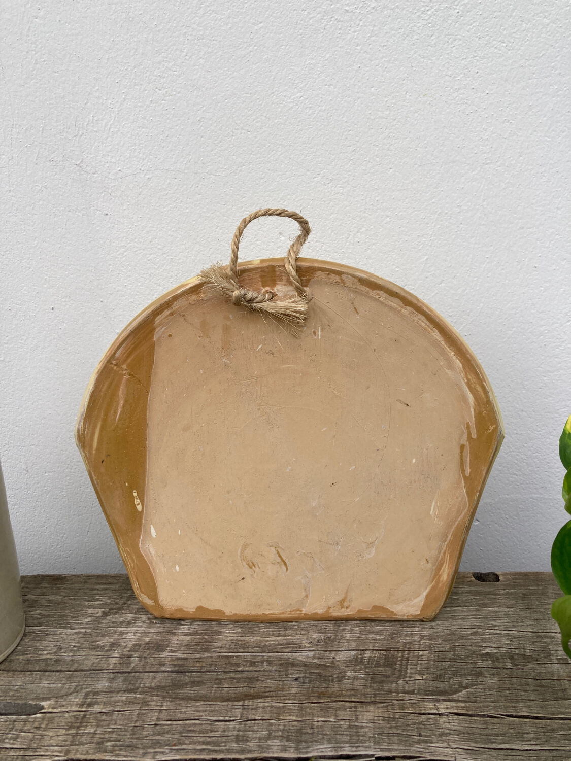 Wall-mounted planter or cutlery drainer in yellow vintage ceramic