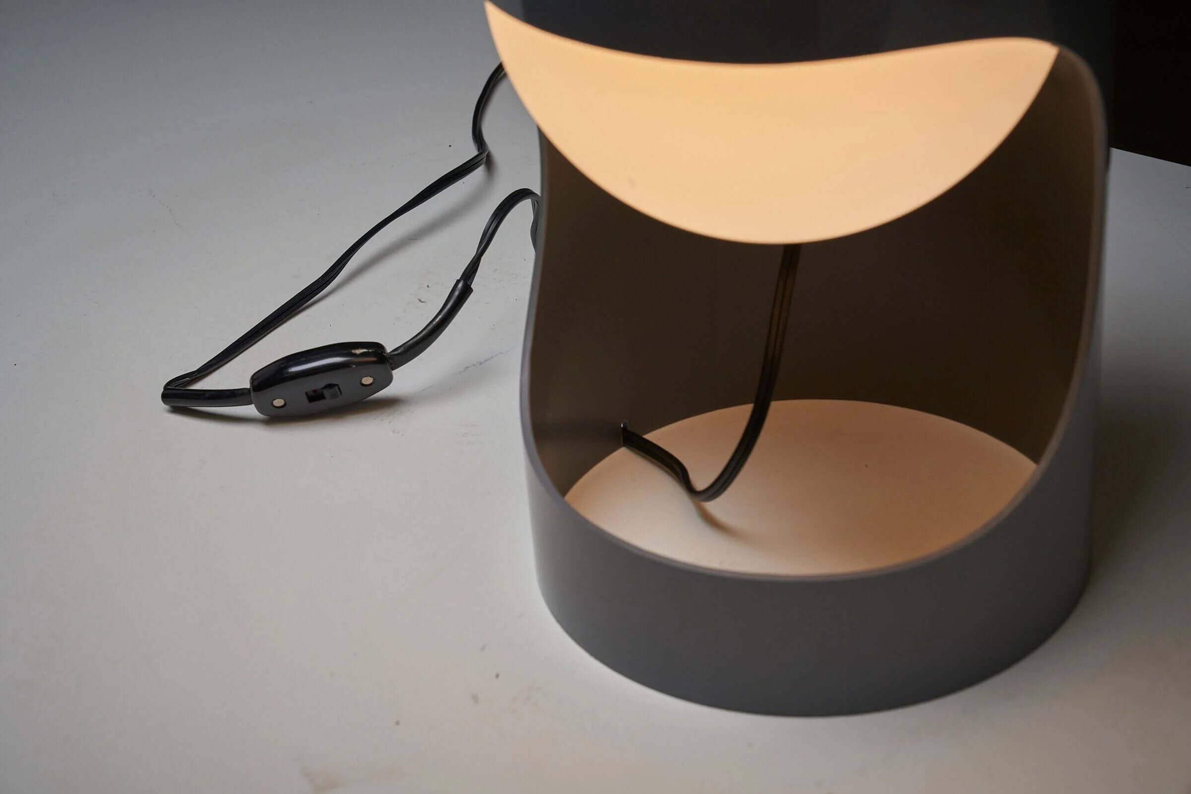 Lampe de table 'L1 Guggerli' par Rico et Rosemarie
