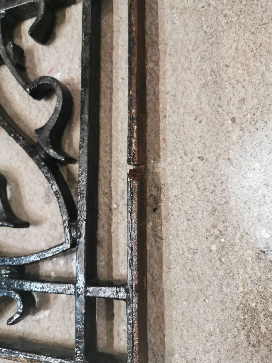 Grille de porte d'entrée