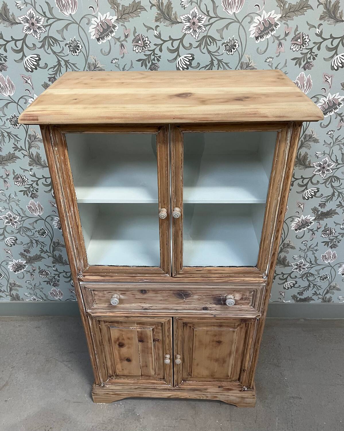Petite vitrine (rénovée)