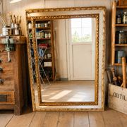 Miroir mural ancien en bois doré – glace Saint-Gobain