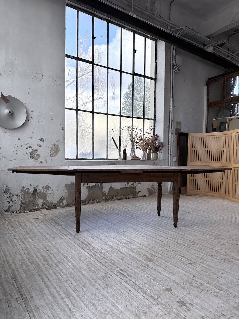 Solid oak farmhouse table with integrated extensions 1950