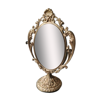 Large psychedelic/courtesy/dressing table mirror. baroque/rocaille/louis xv style. in gilded patinated brass. art deco 1930. size 40 x 30 cm