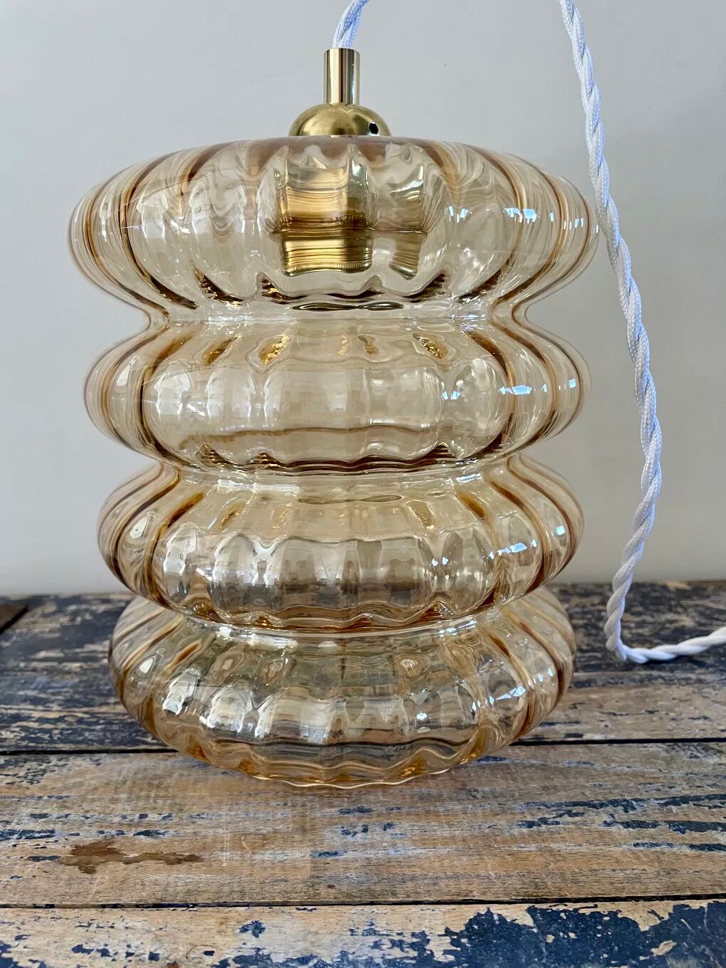 New electrified golden glass pendant lamp