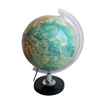 Bright vintage earth globe made in Italy 1970