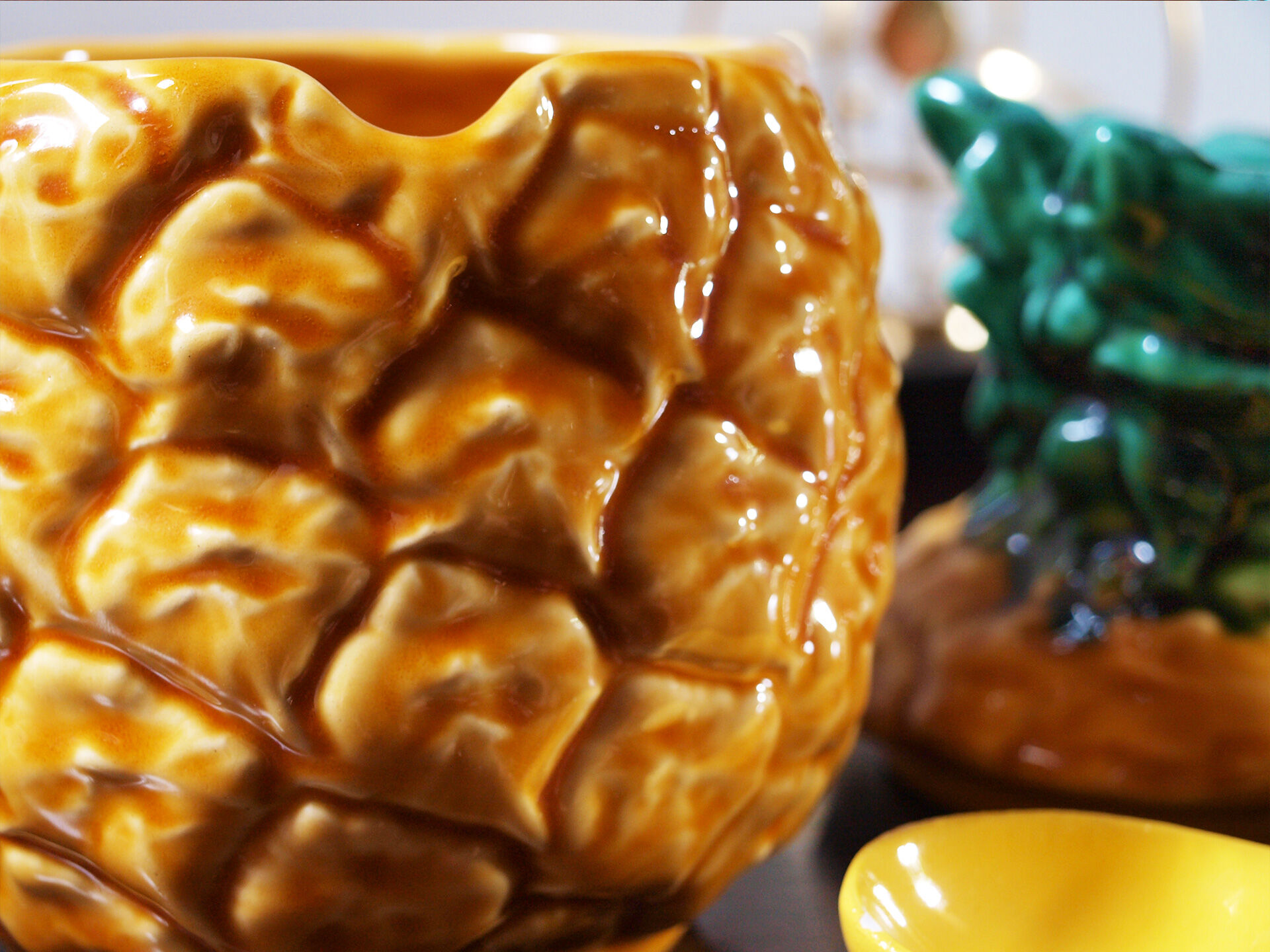 Ceramic pineapple sugar box