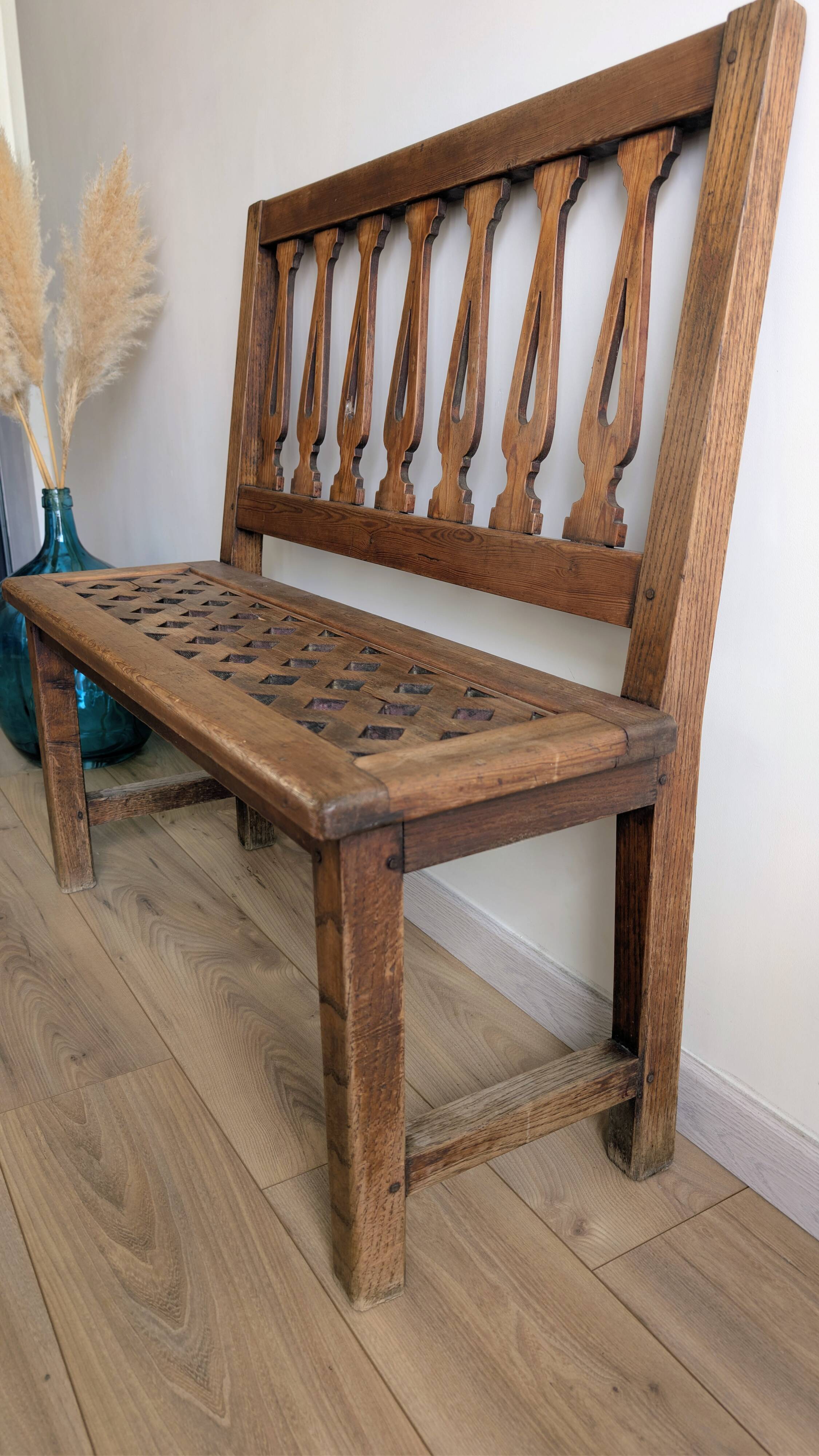 Old church bench in pitch pine, rustic charm and authentic patina.