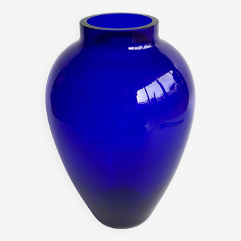 Vase en verre épais bleu cobalt