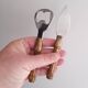 Ouvre bouteille et couteau manche bambou laiton