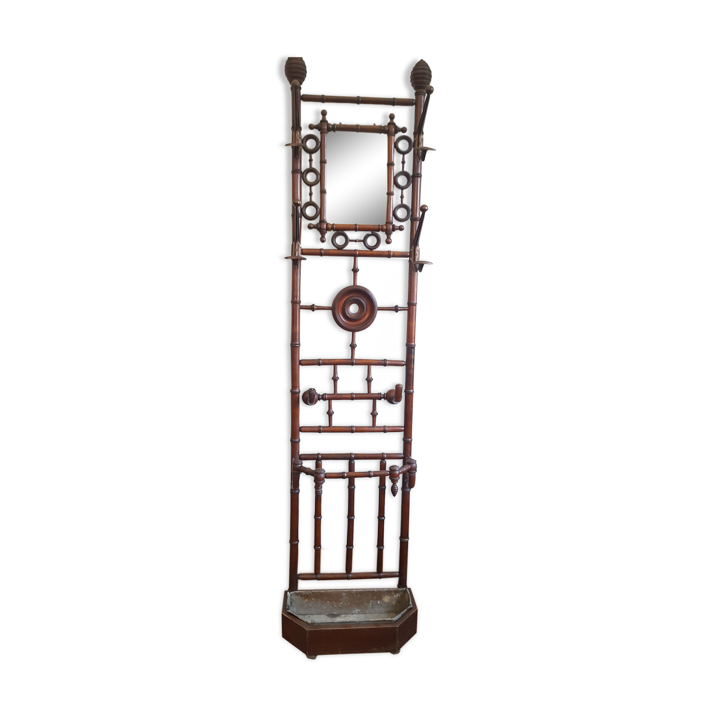 Bamboo-carved wooden coat/dressing room door. Period around 1900-1920