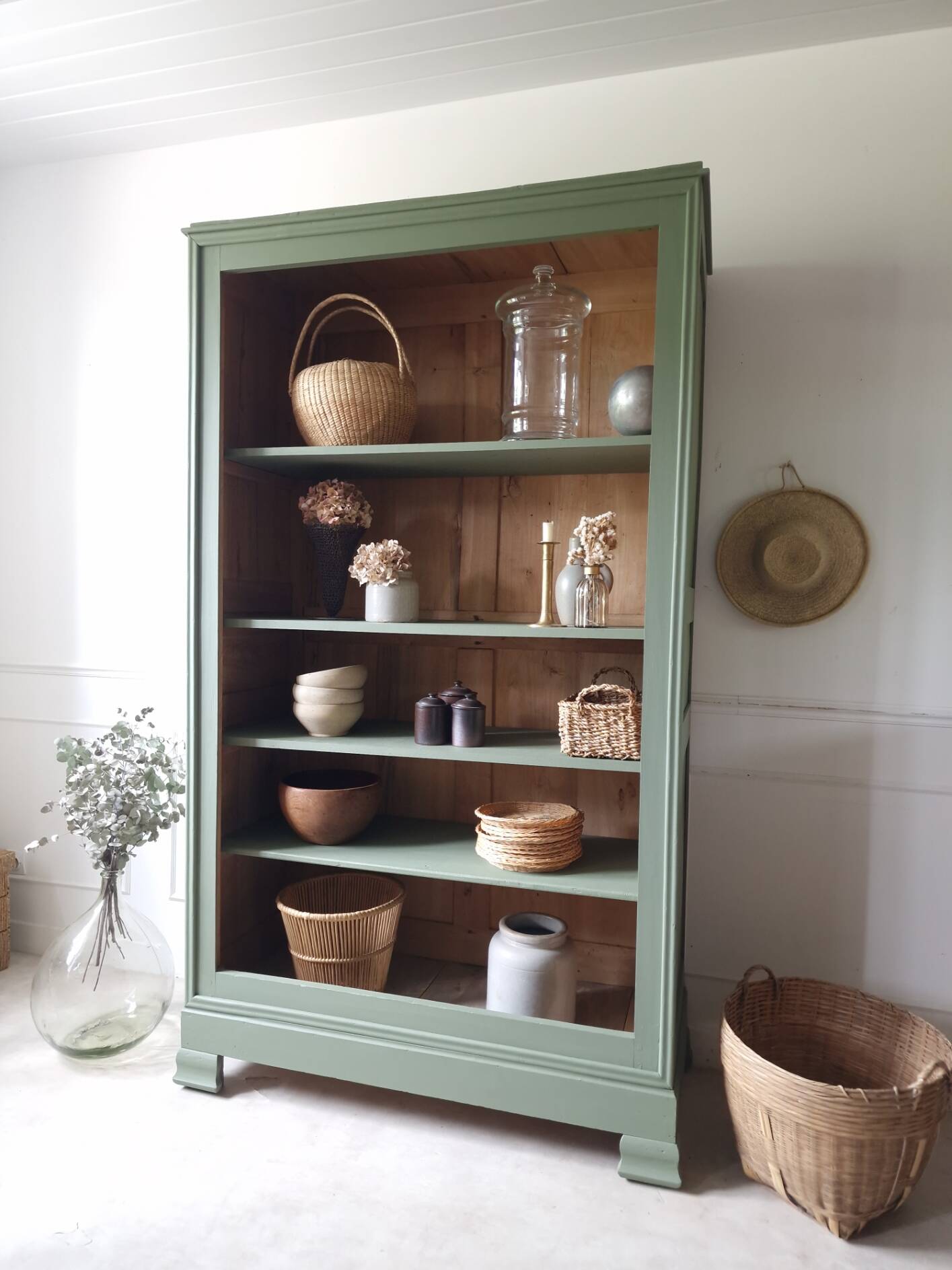 Green Shelf