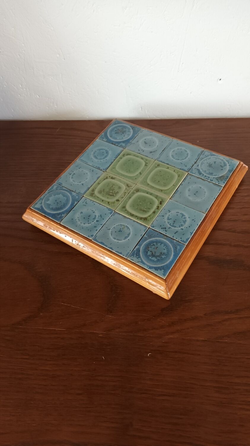 Dessous plat vintage en bois et céramique