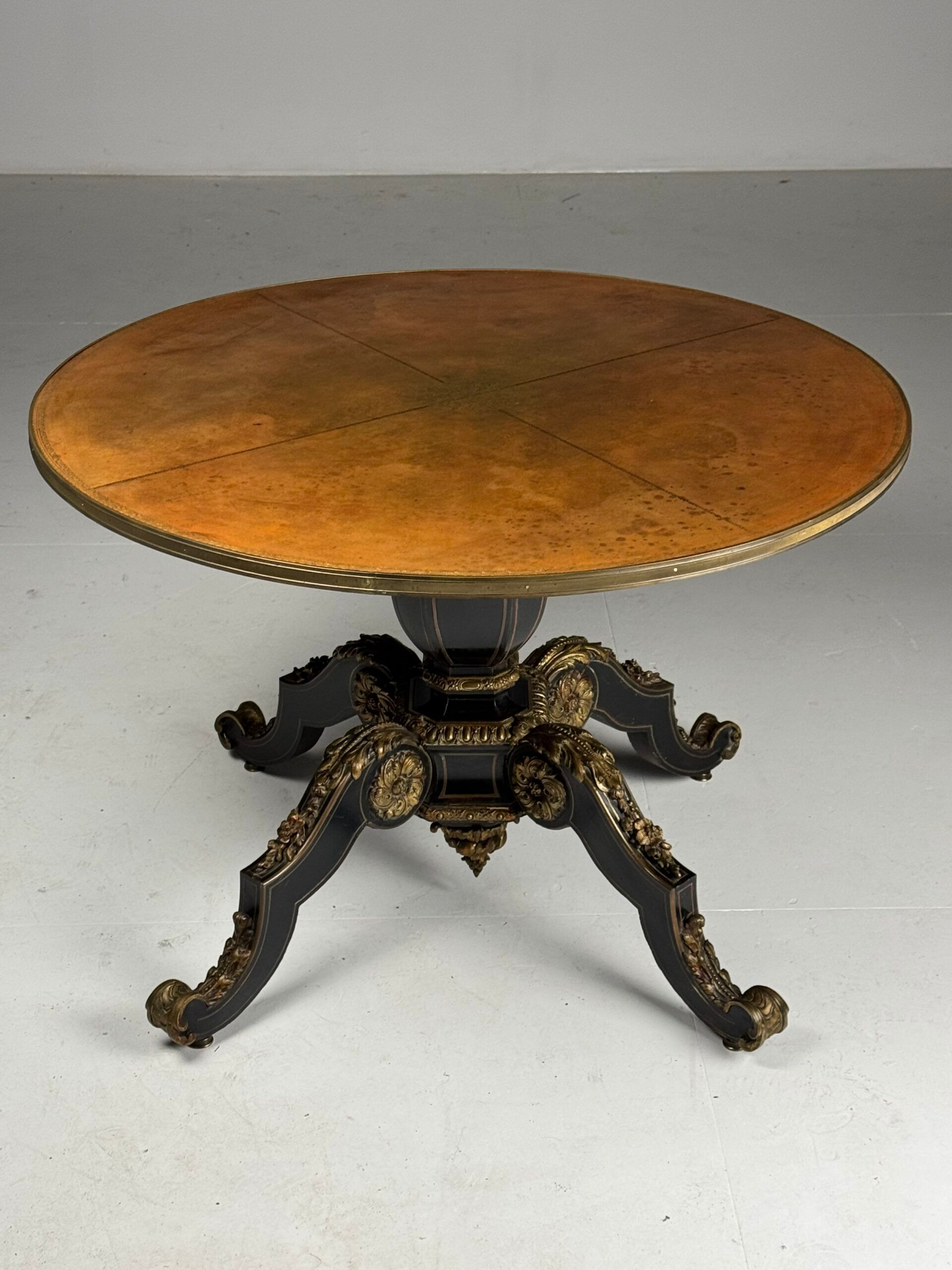 Table de centre Napoléon III, 19e siècle