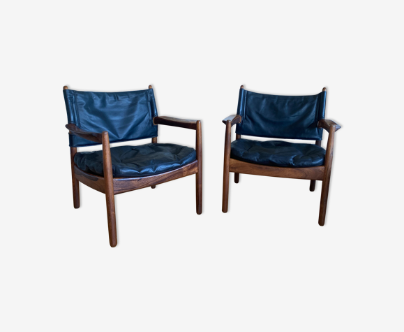 Pair of armchairs in Rio rosewood and leather by Swedish designer Gunnar Myrstrand