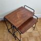 Tables d'appoint, gigognes, en bois et métal, vintage, années 60-70
