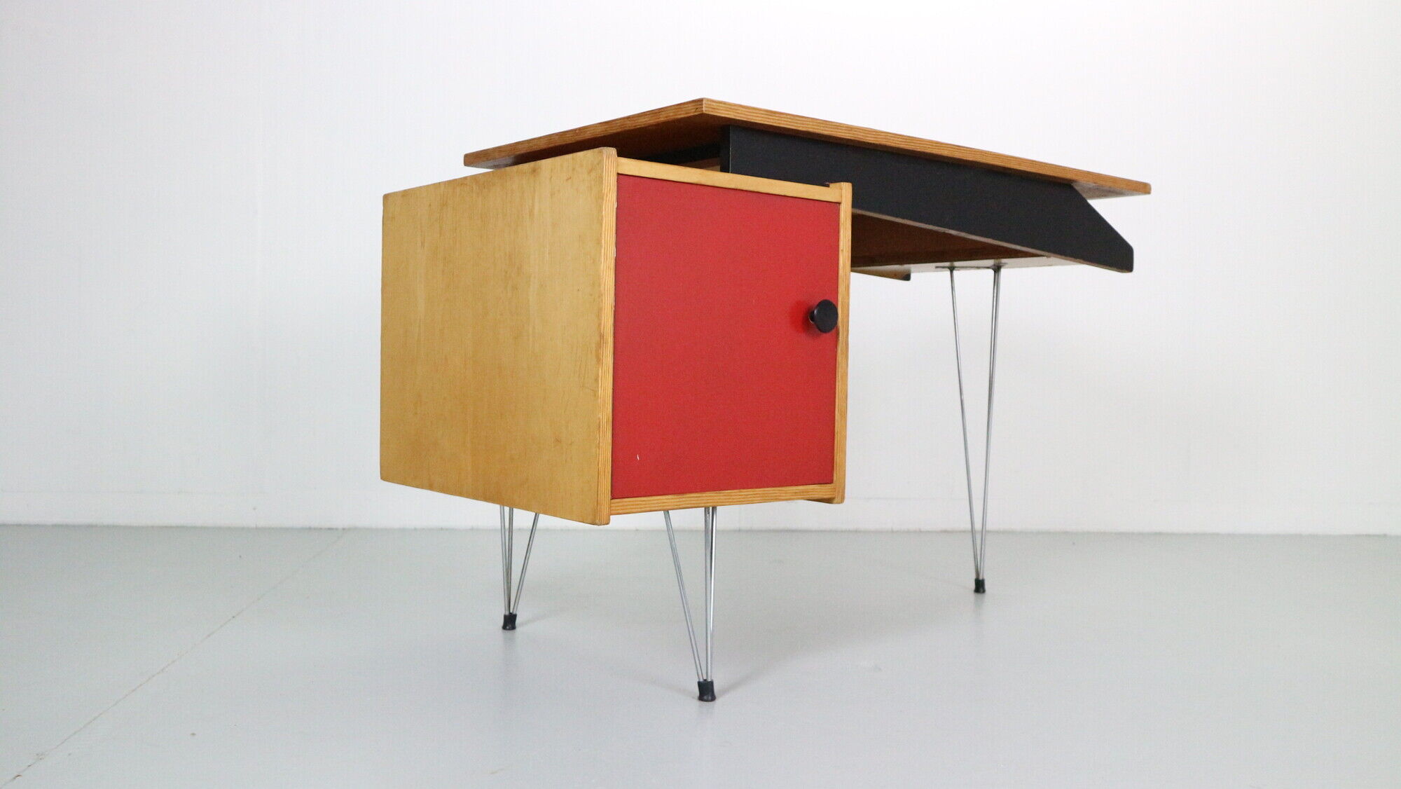 Cees Braakman Desk for Pastoe with Hairpin Legs, 1950 Dutch Design