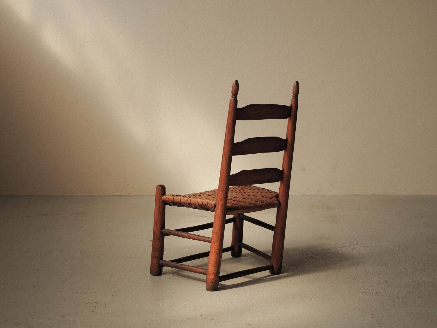 Low chair in Shaker style, United States, circa 1900