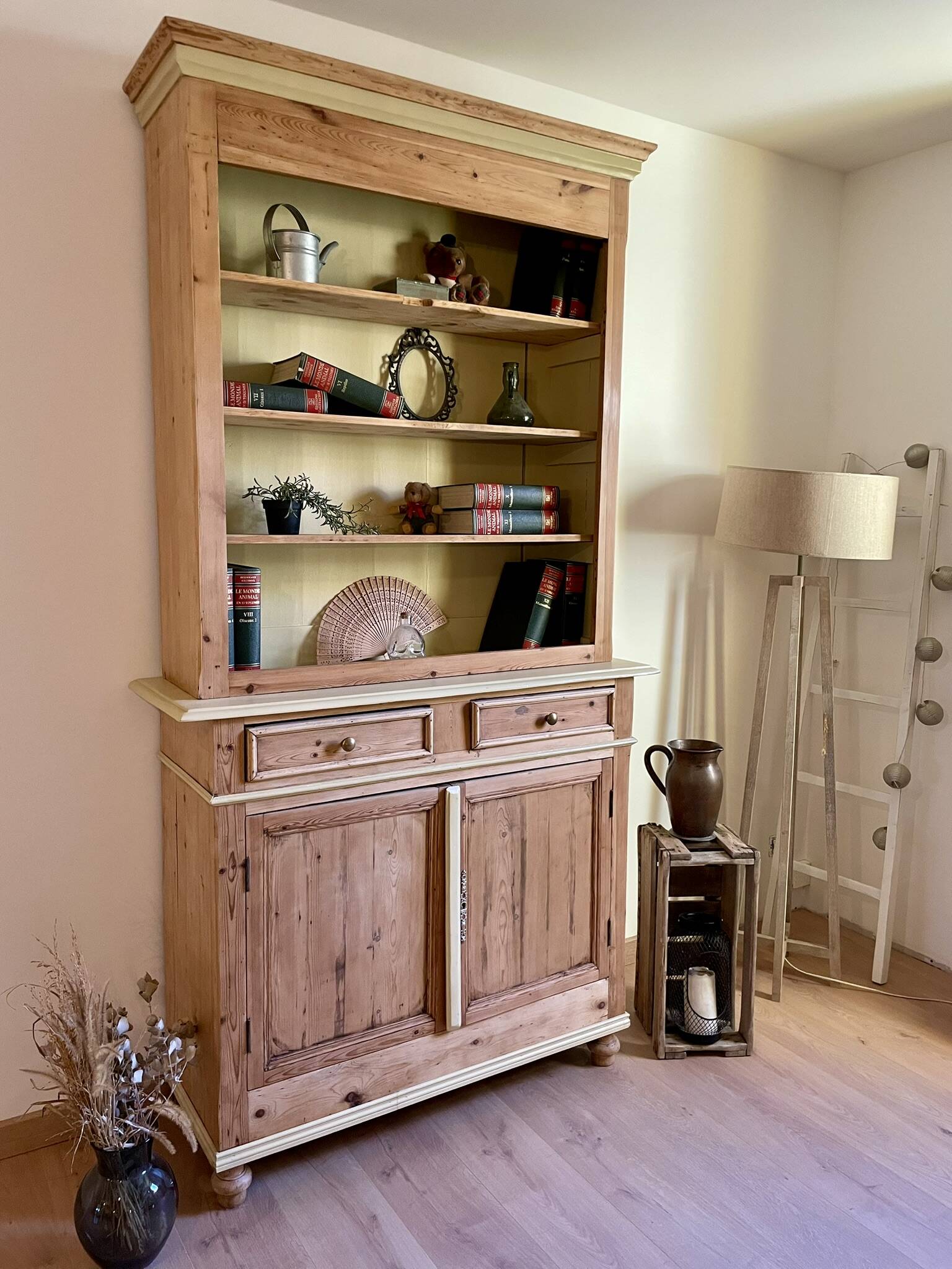 Sideboard or bookcase