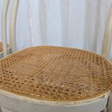 Ensemble de 6 chaises de salle à manger vintage de style Thonet : bois blanc et assise en cannage.