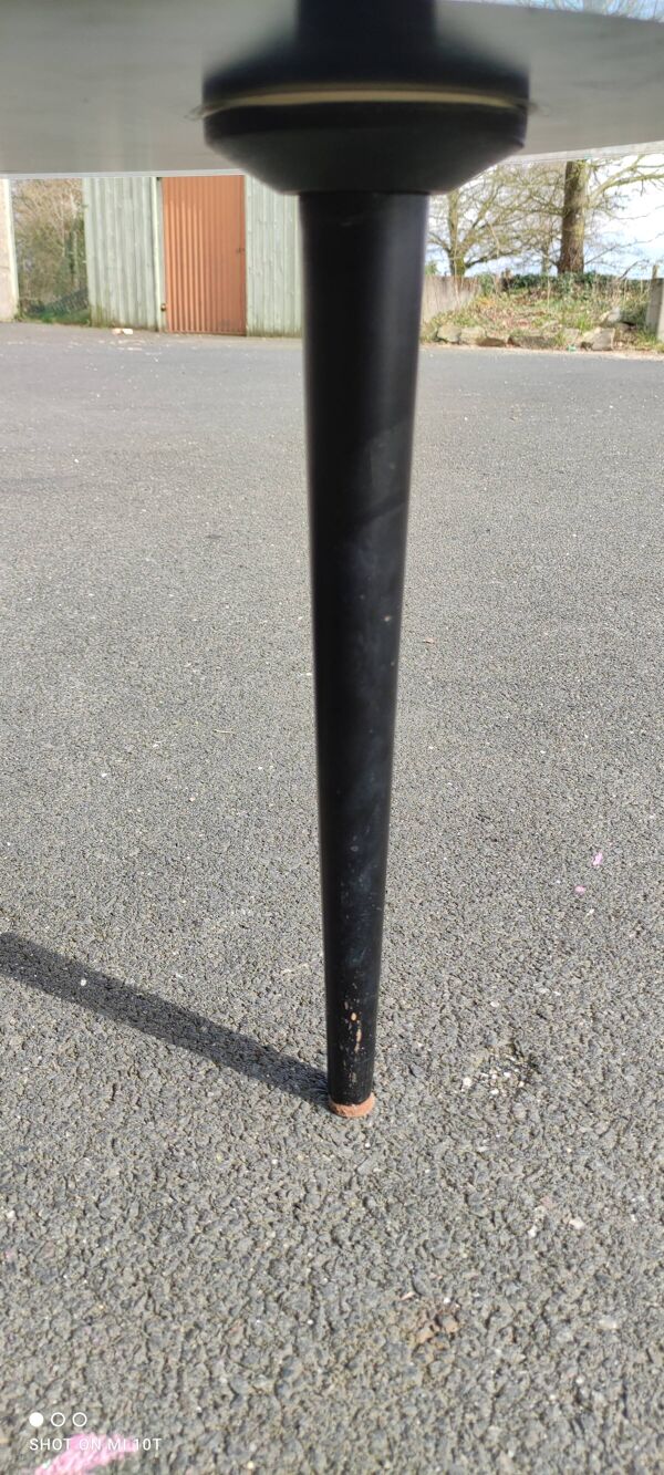 Table basse forme haricot des années 1970