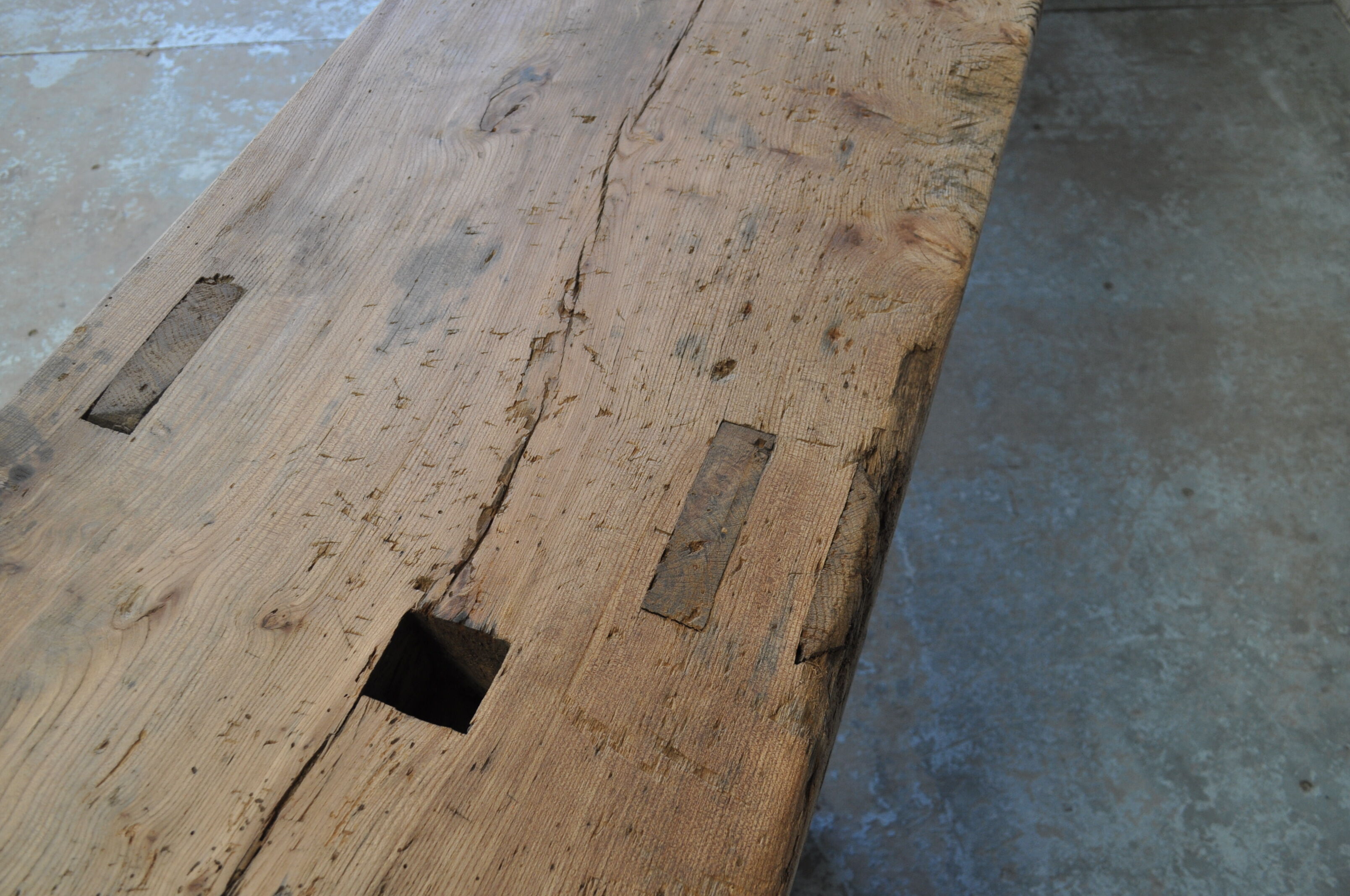 Low carpenter workbench