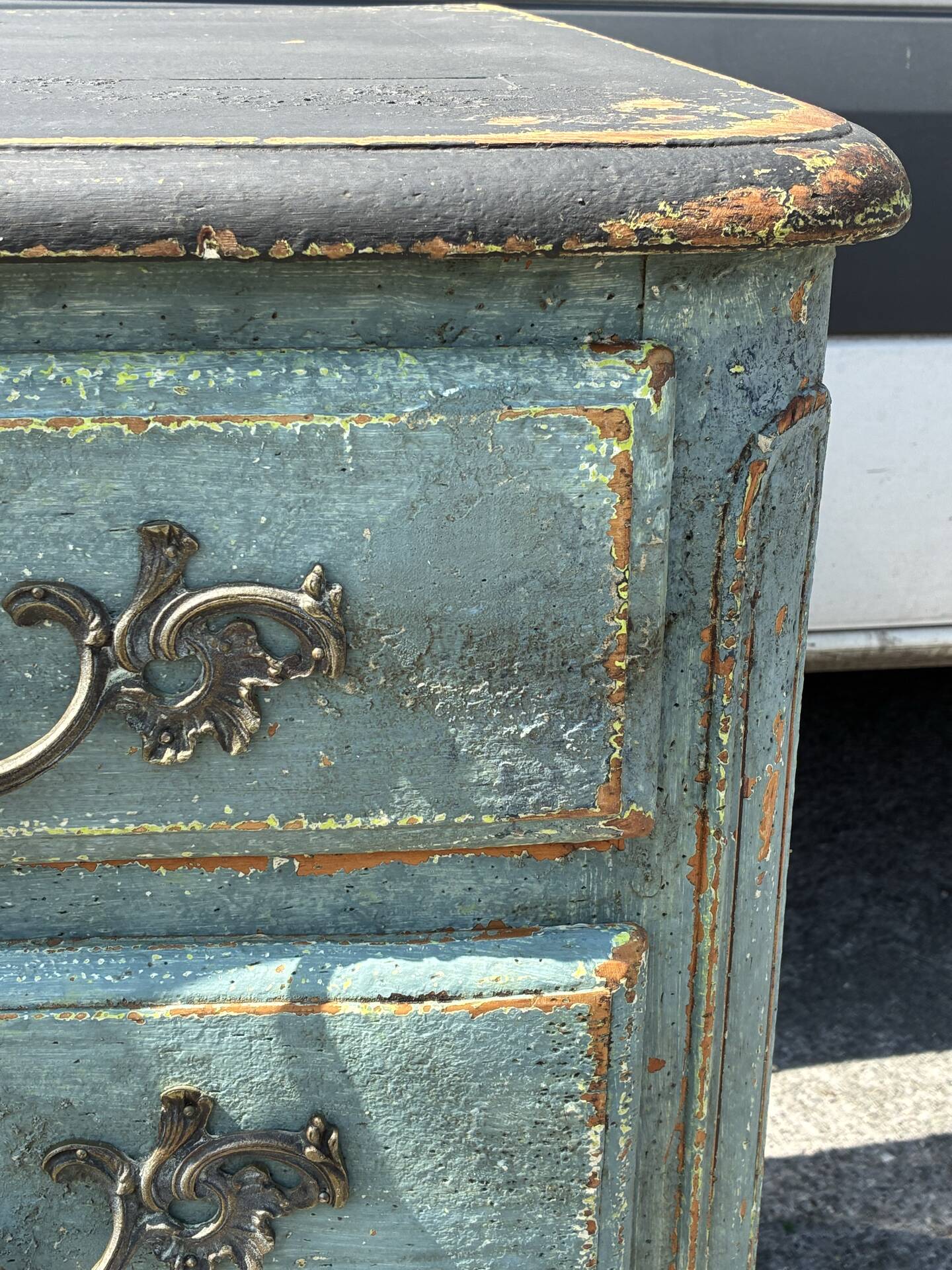 Antique Louis XV style chest of drawers