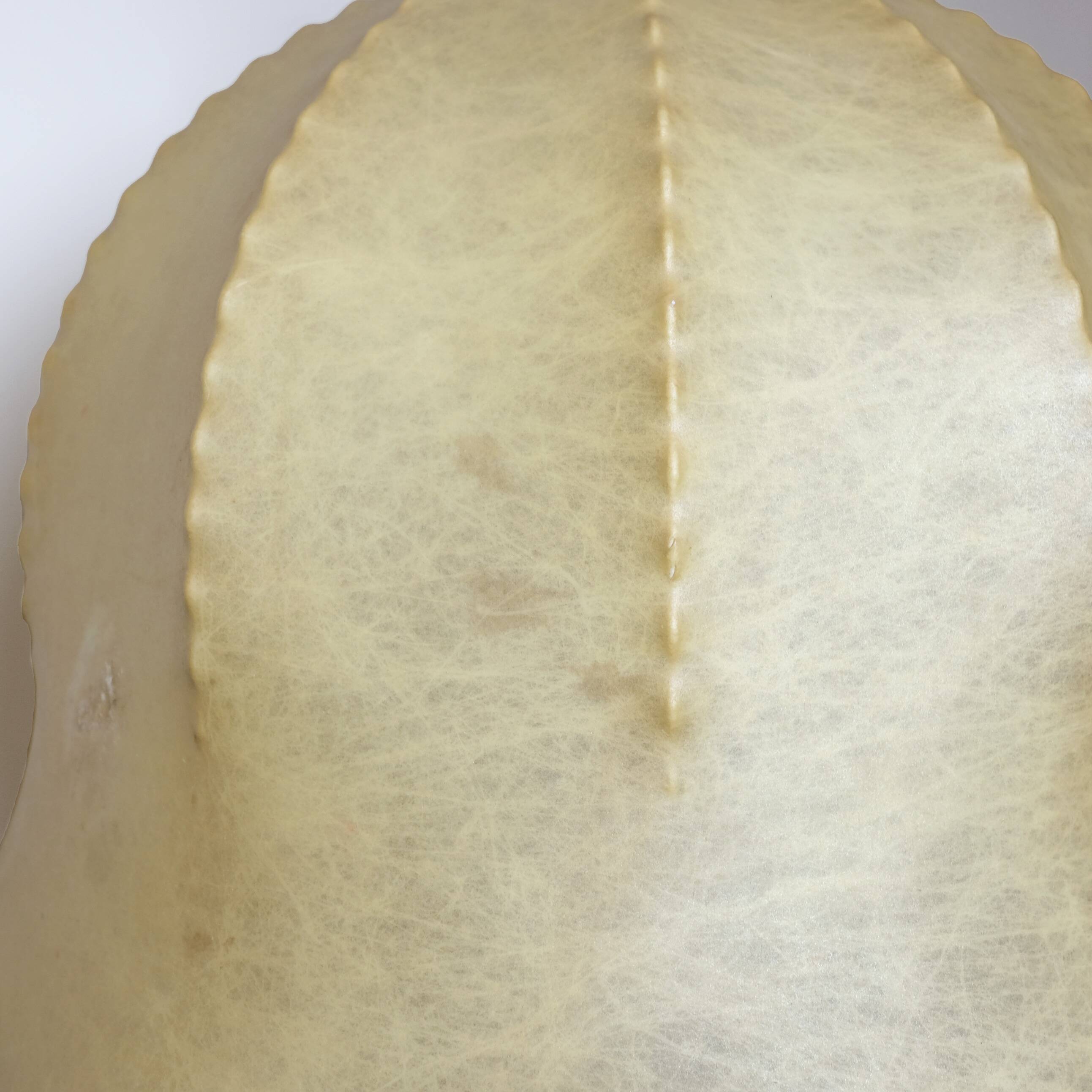 Large cocoon pendant light from the 60s.
