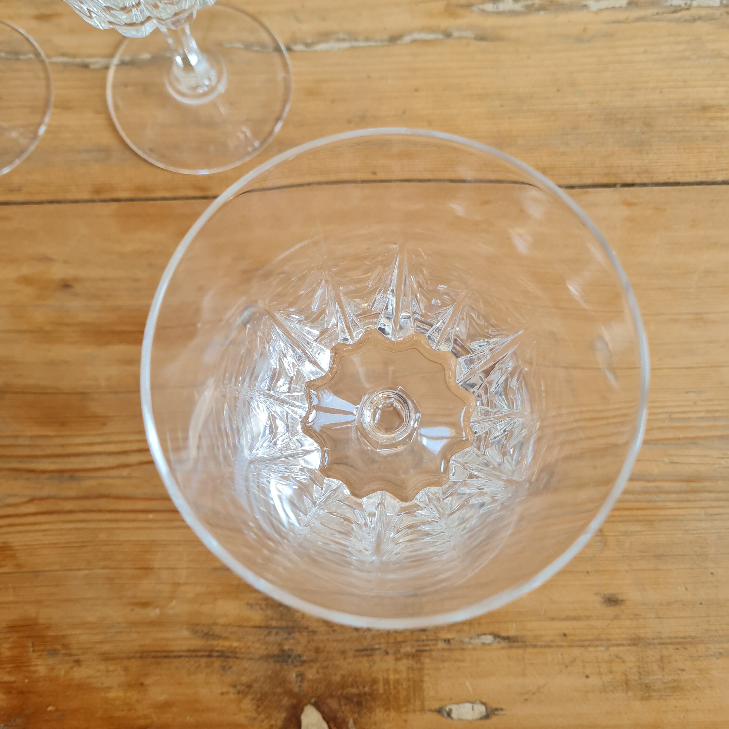 Service de 6 verres à eau en cristal ciselé