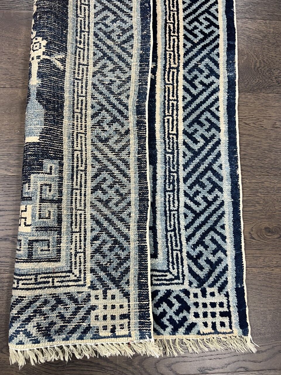 Tapis chinois antique fait main