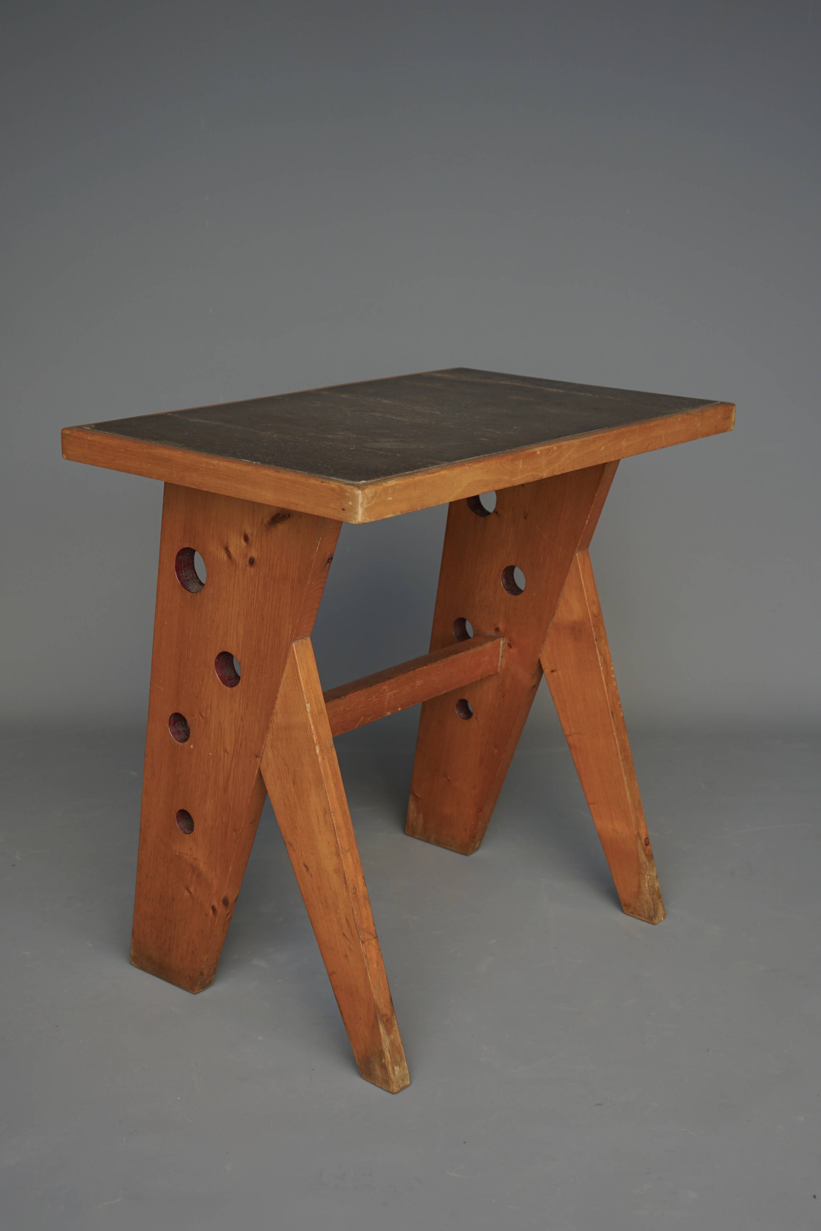 Petit bureau français vintage, années 1950