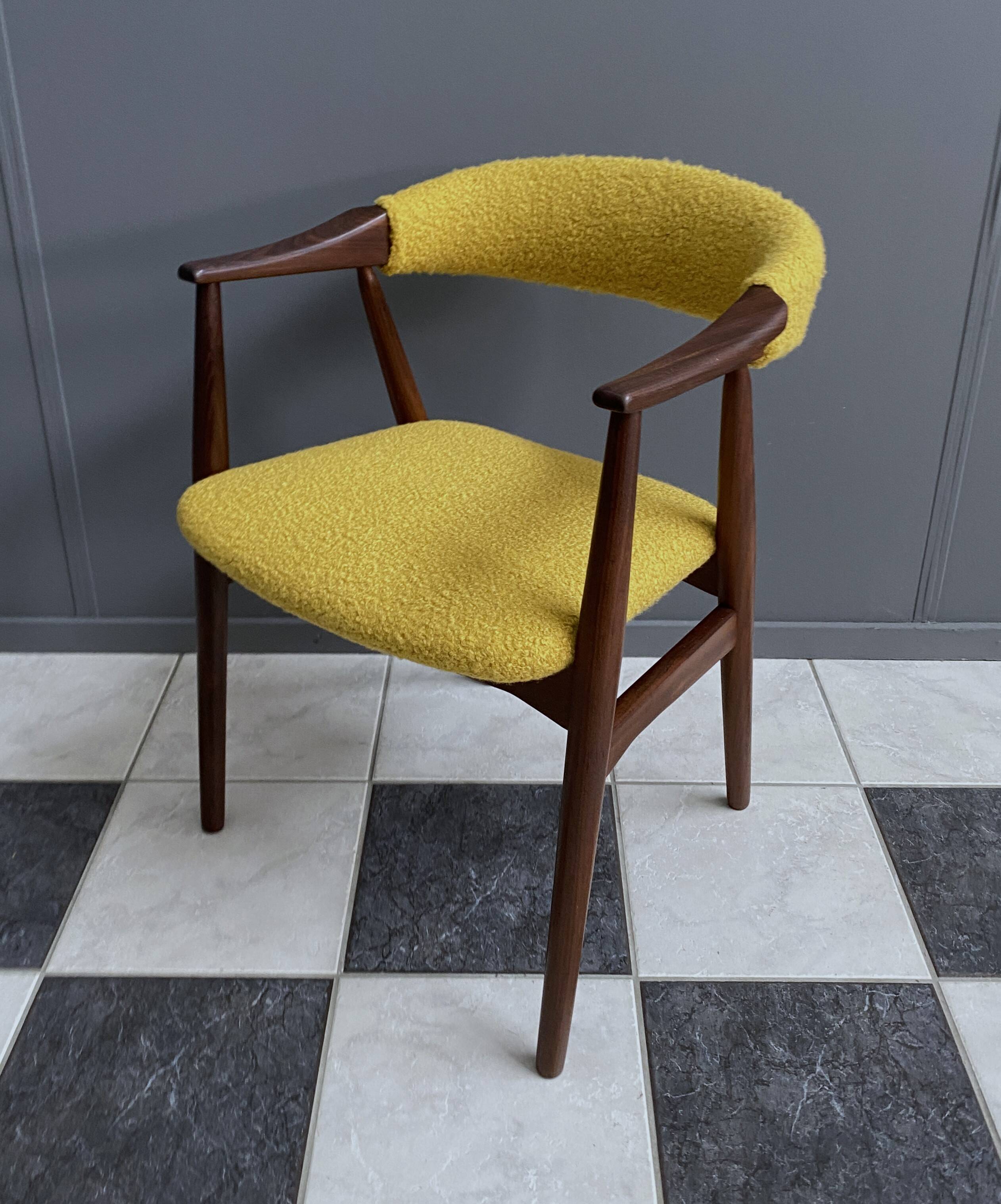 Thomas Harlev chair model 213 in yellow Boucle