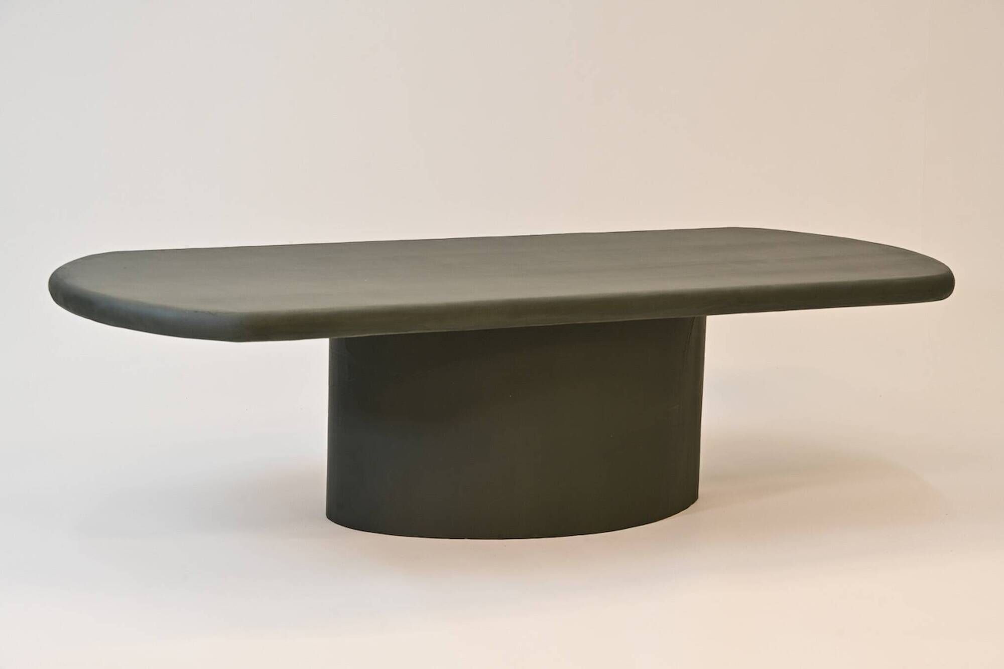 Coffee table in wood and mortex